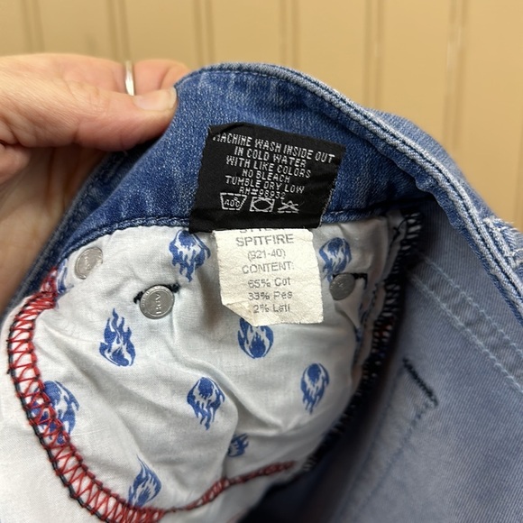 Red Engine Vintage Spirfire Cropped Jeans Size 26 - Picture 4 of 4